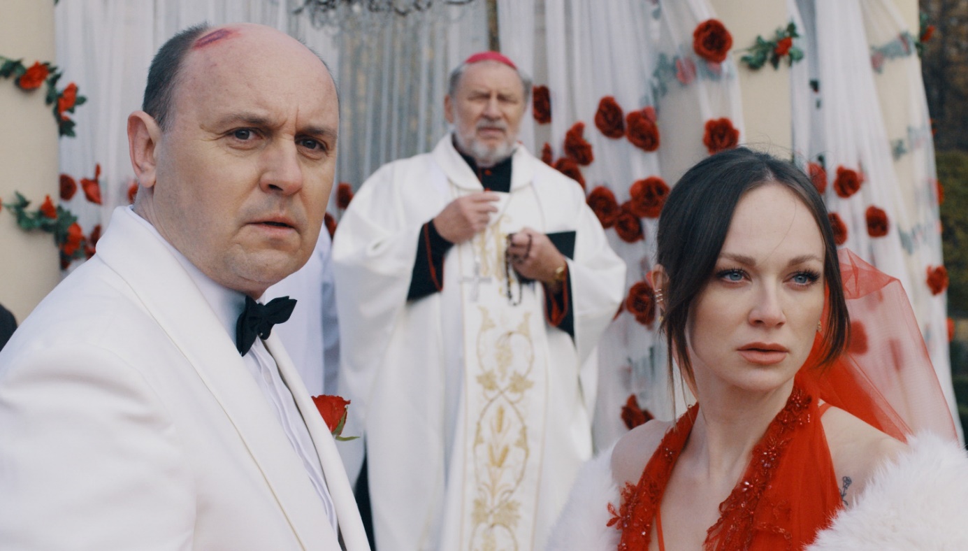     Ślub doskonały - nowa polska komedia twórców Mayday. Andrzej Grabowski, Filip Chajzer, Adam Woronowicz